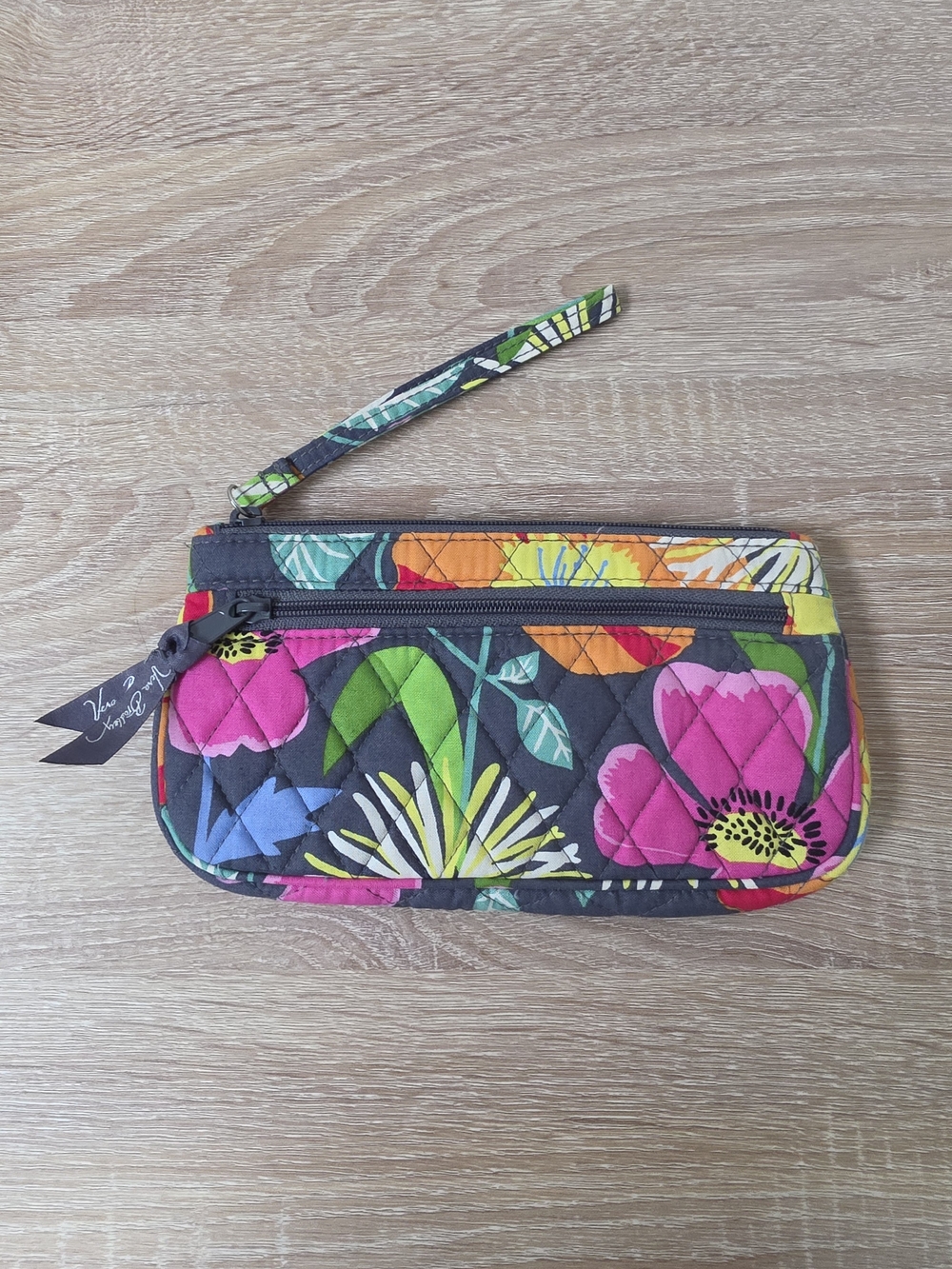 Vera Bradley Jazzy Blooms Quilted Cotton Double Zip Smartphone Wristlet Wallet